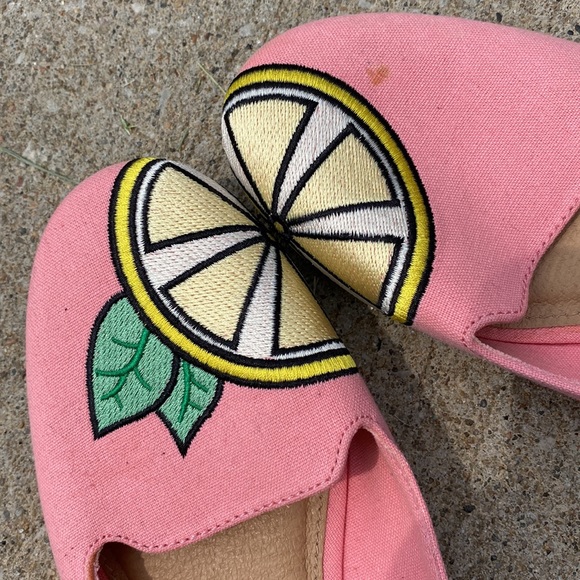 SO Lemon Flats - Picture 3 of 6